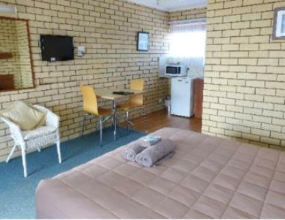 Coastal Comfort Motel Нарума Екстериор снимка