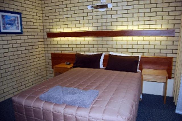 Coastal Comfort Motel Нарума Екстериор снимка